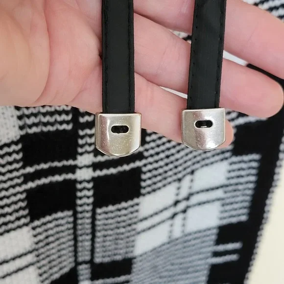 Ava Couture Wrap Sweater NWT Women Large Shall Collar Acrylic Black White Chunky - Picture 3 of 12